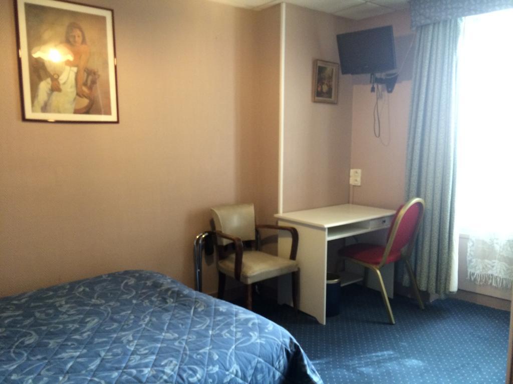 Hotel Stanislas Sans Ascenseur París Habitación foto